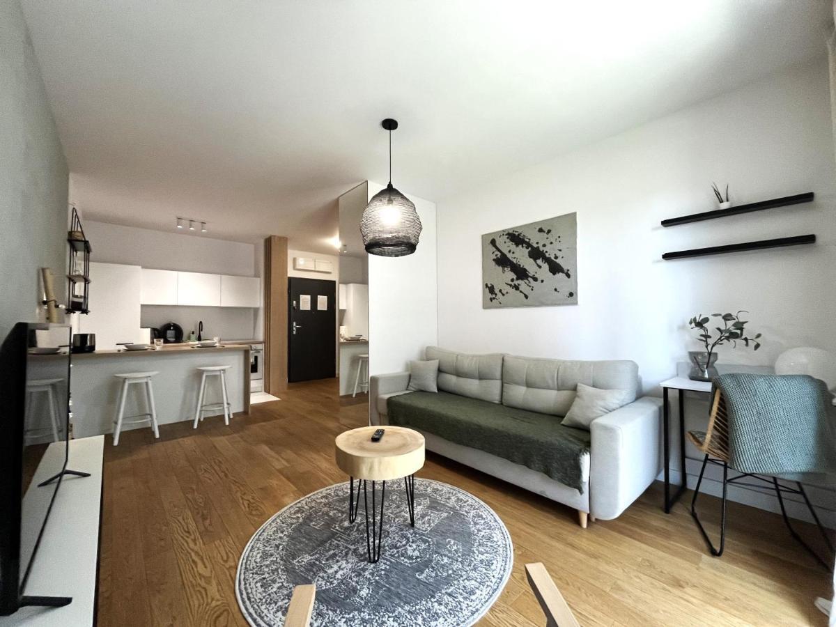 Mieszczanska Apartment ~ Self Check-In 24H ~Parking And Lift วรอตซวาฟ ภายนอก รูปภาพ