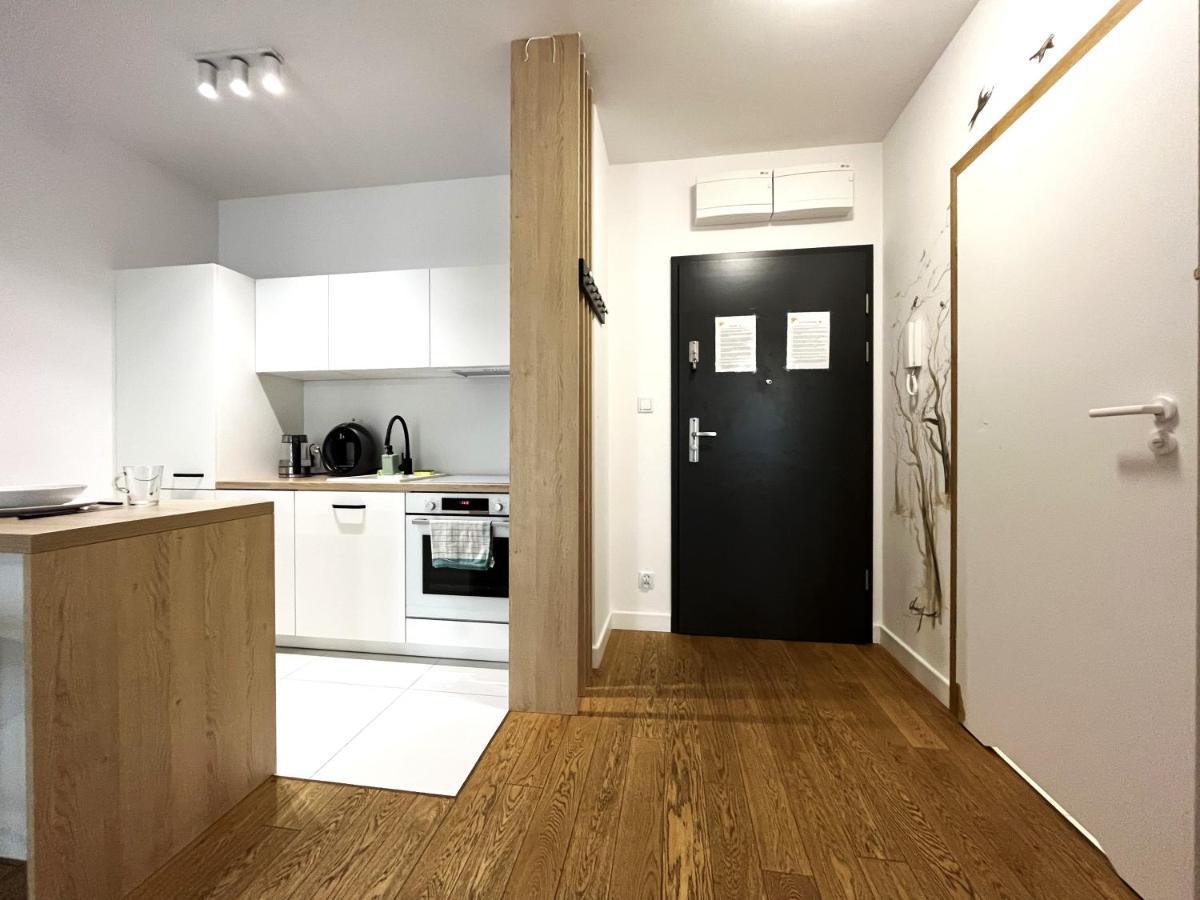 Mieszczanska Apartment ~ Self Check-In 24H ~Parking And Lift วรอตซวาฟ ภายนอก รูปภาพ
